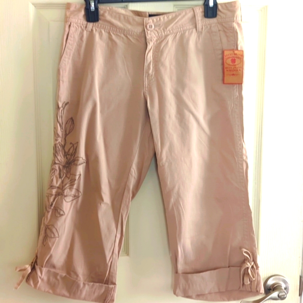 Lucky Brand Vintage Cropped Khakis Nwt Women's Size 6